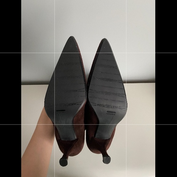 🤎Stuart Weitzman Suede Pointed-Toe Knee-High Boots🤎 - Picture 10 of 16